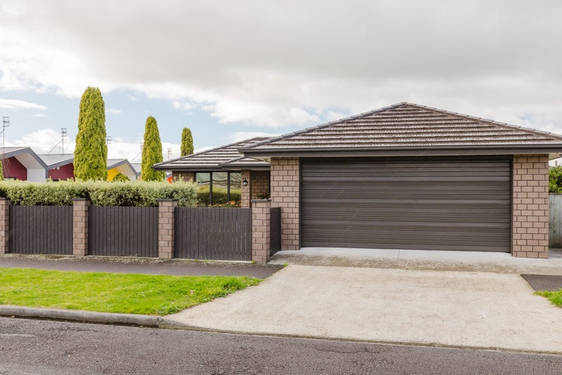 135 Heretaunga Street, Palmerston North, Palmerston North - Carousel 20