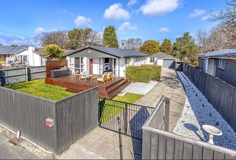 7 Gregan Crescent, Burnside, Christchurch - Carousel 1