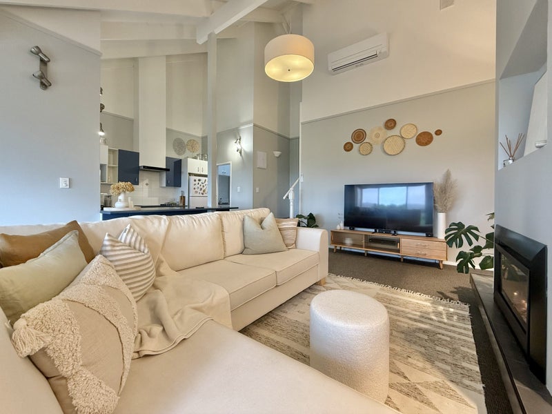 26A Tower Hill, Stanmore Bay, Whangaparaoa - Carousel 2