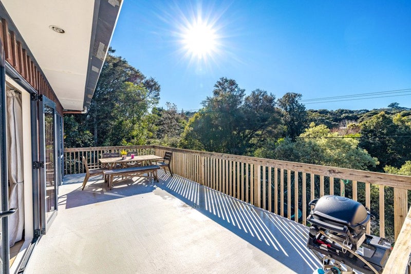 49 Te Toki Road, Ostend, Waiheke Island - Carousel 2