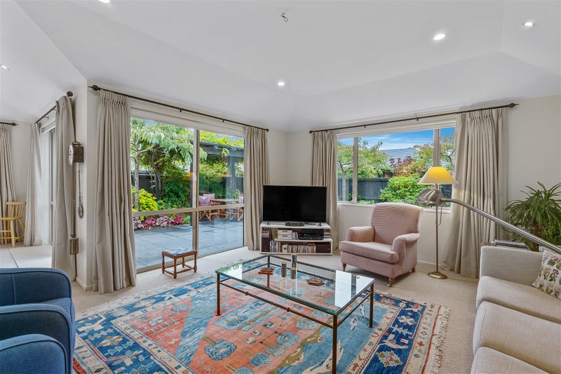 4 Piper Lane, Beckenham, Christchurch - Carousel 2