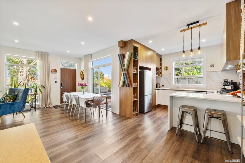 16A Tyburnia Avenue, Mount Albert, Auckland - Carousel 2