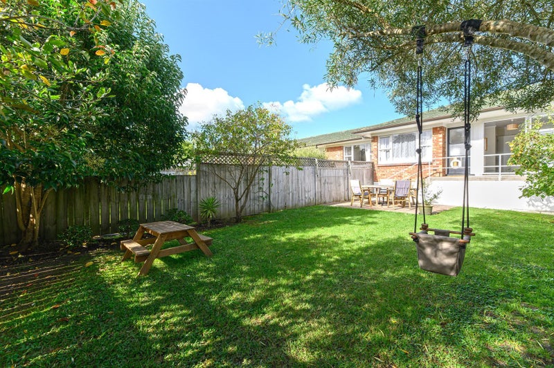 3/120 Nile Road, Milford, Auckland - Carousel 1