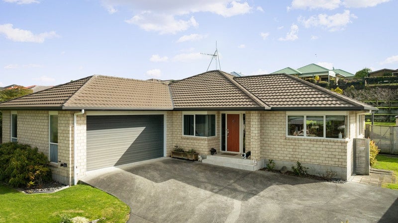 8 Uretara Drive, Katikati, Katikati - Carousel 1