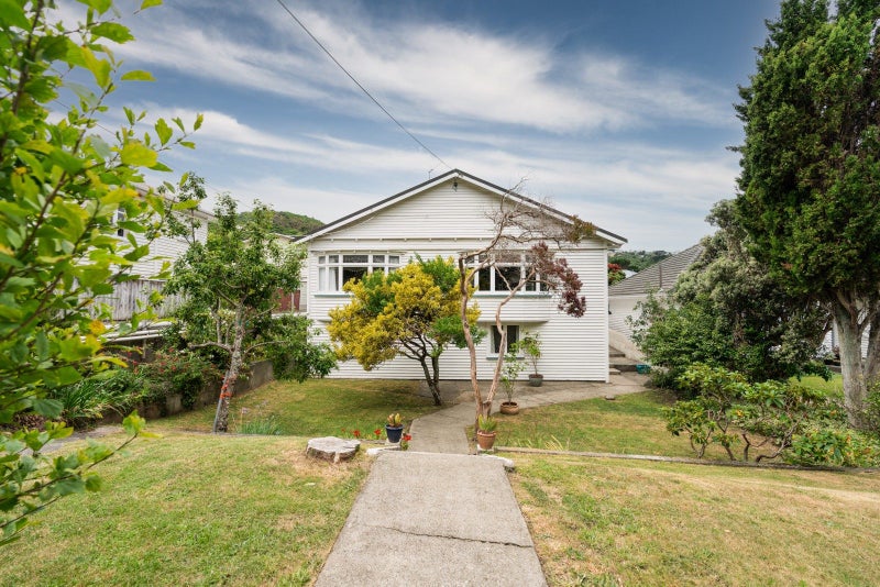 16 Manuka Street, Miramar, Wellington - Carousel 1