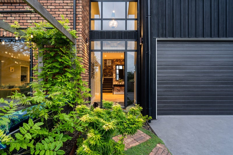 7A Paris Place, Birkenhead, Auckland - Carousel 2