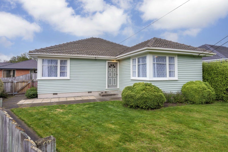 8 Ariki Place, Hei Hei, Christchurch - Carousel 1