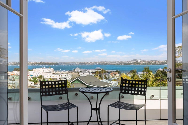17A Calliope Road, Devonport, Auckland - Carousel 2