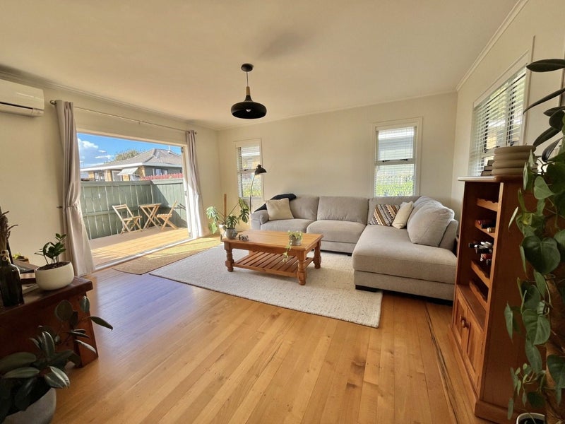 10 Green Road, Panmure, Auckland - Carousel 2
