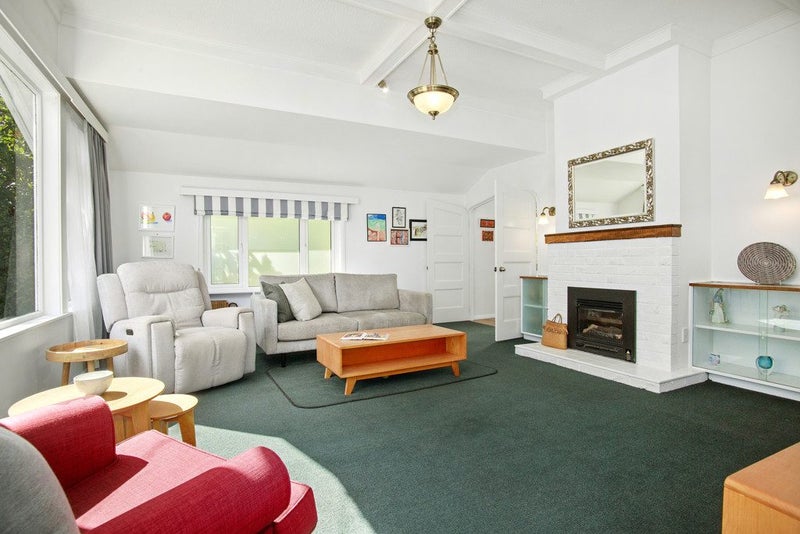 6 Sherwood Street, Woburn, Lower Hutt - Carousel 2