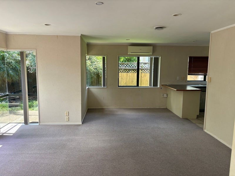 7A Menen Place, Manurewa, Auckland - Carousel 2