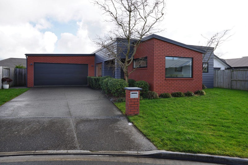 39 Avian Place, Flagstaff, Hamilton - Carousel 1