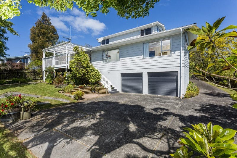103 Becroft Drive, Forrest Hill, Auckland - Carousel 2