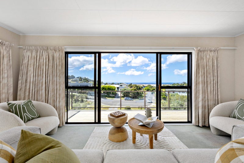 17 Taranui Place, Mangawhai Heads, Mangawhai - Carousel 2