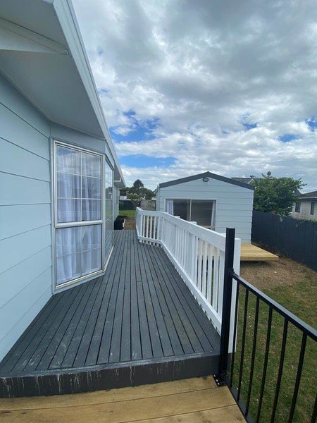 4 Kepler Place, Clover Park, Auckland - Carousel 2