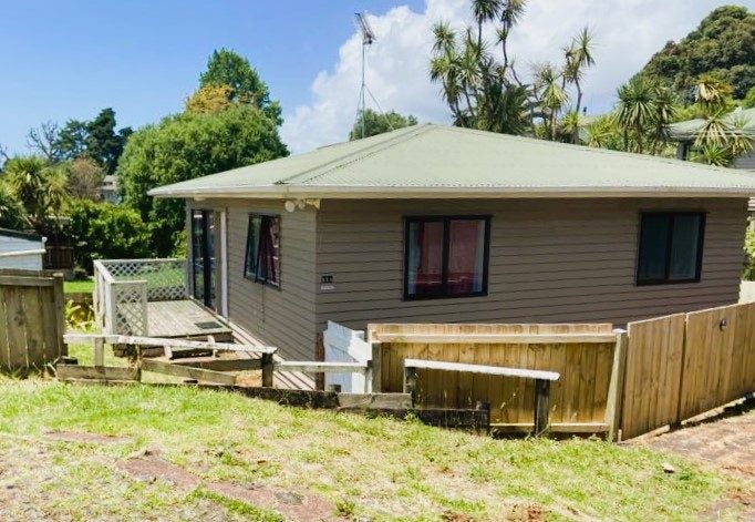 11 Kelwyn Road, Kelston, Auckland - Carousel 8