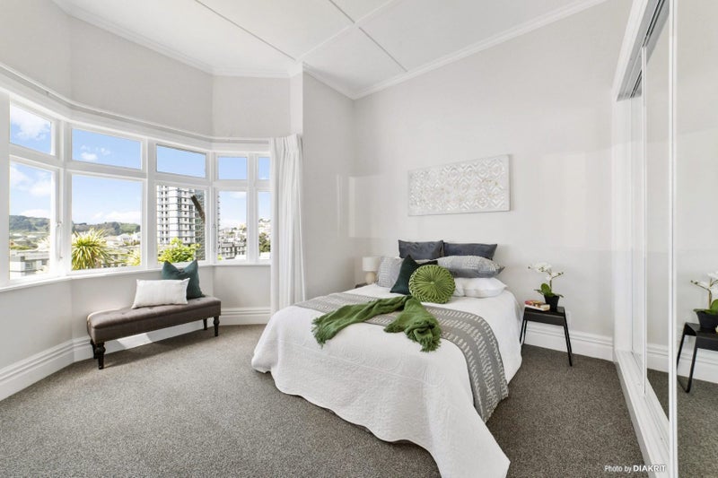 4 Maarama Crescent, Aro Valley, Wellington - Carousel 2