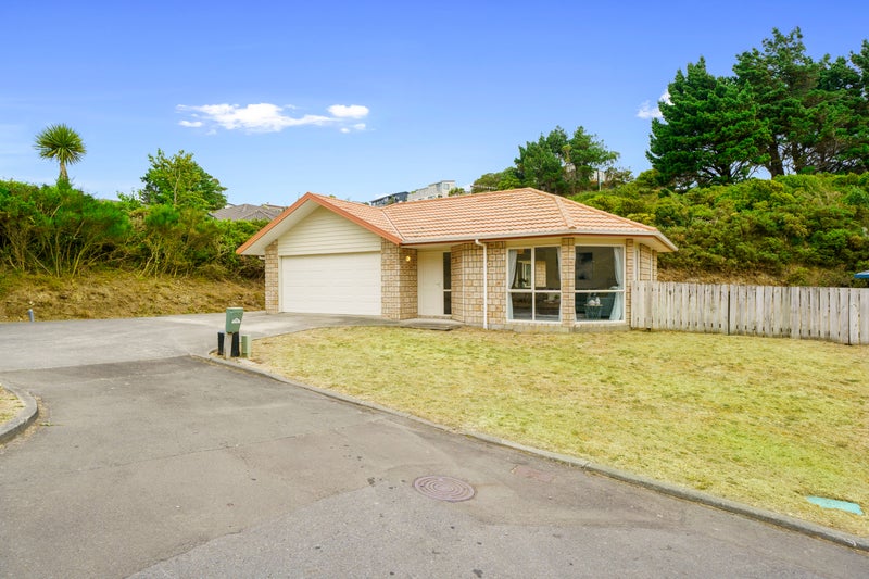 243 Maungaraki Road, Maungaraki, Lower Hutt - Carousel 1