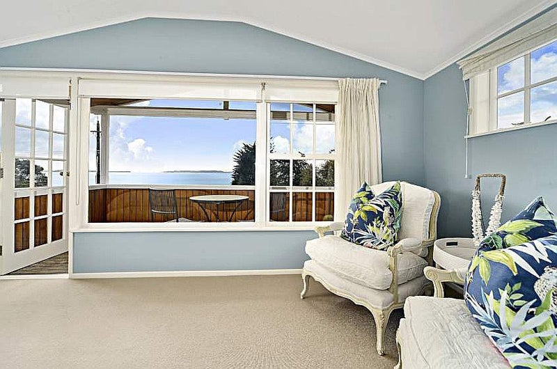 70 Marine Parade, Mellons Bay, Auckland - Carousel 2