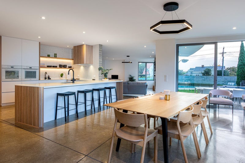 33A Stanley Point Road, Stanley Point, Auckland - Carousel 2