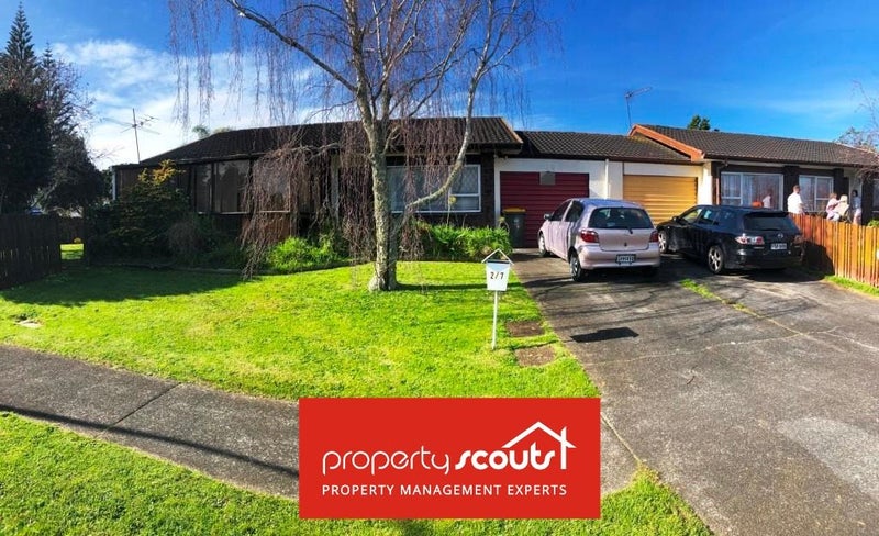 2/7 Highland Park Drive, Highland Park, Auckland - Carousel 1
