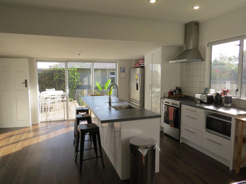 31 Rimu Street, Strandon, New Plymouth - Carousel 2