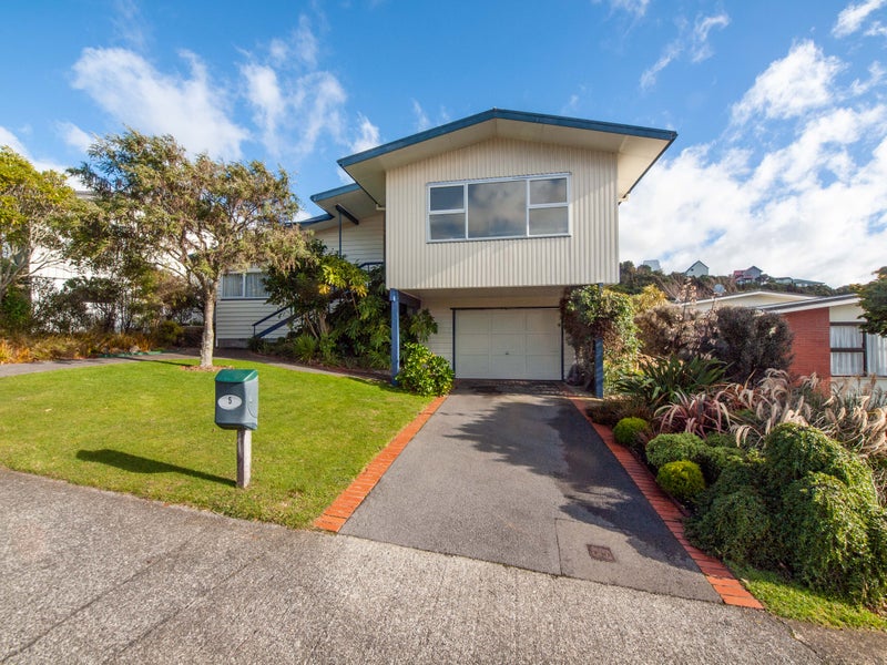 5 Cranwell Street, Churton Park, Wellington - Carousel 31