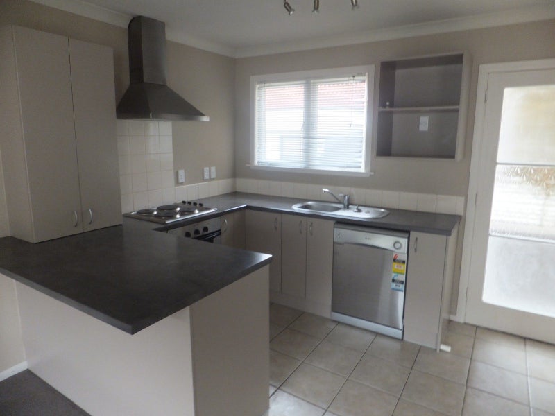 2/294 Ulster Street, Whitiora, Hamilton - Carousel 2