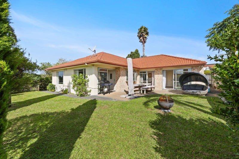 32 Highfields Terrace, Henderson, Auckland - Carousel 1