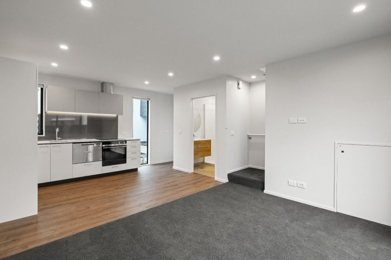 11/43 New Brighton Road, Shirley, Christchurch - Carousel 2