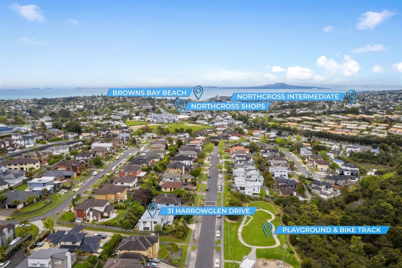 31 Harrowglen Drive, Northcross, Auckland - Carousel 28