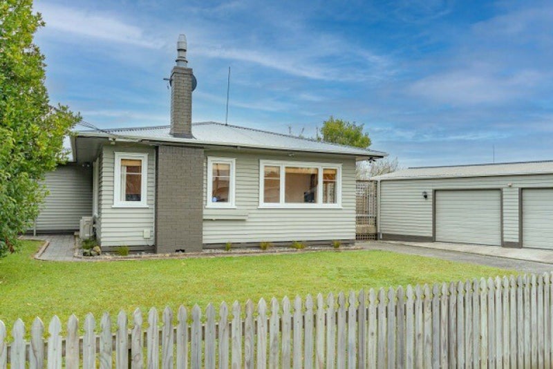 23 Bruce Avenue, Glenview, Hamilton - Carousel 2
