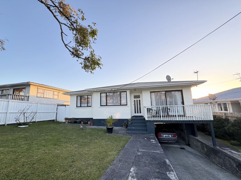 18 Blease Street, New Lynn, Auckland - Carousel 2