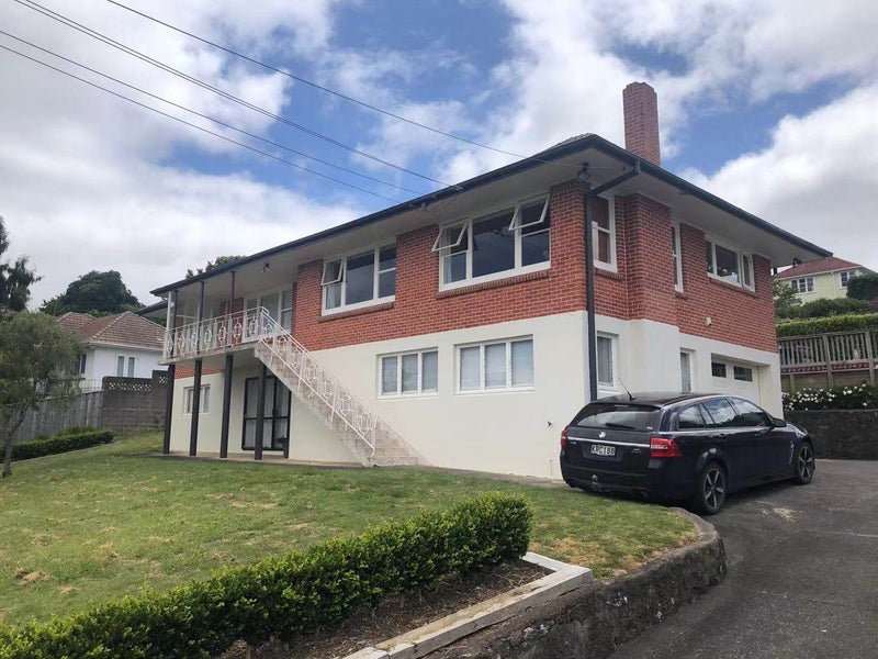 60 Ngatiawa Street, One Tree Hill, Auckland - Carousel 2