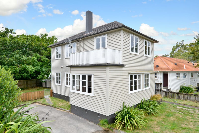 34 Churchill Avenue, Maeroa, Hamilton - Carousel 2