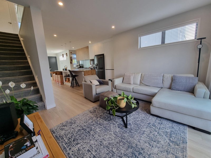 87 Tarapuka Road, Westgate, Auckland - Carousel 2