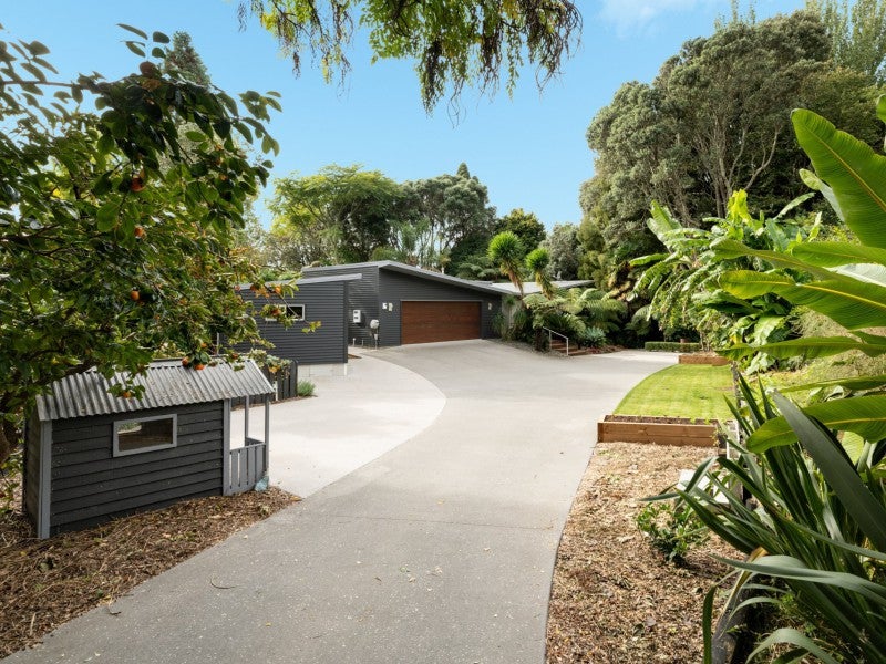 16 Fergusson Way, Judea, Tauranga - Carousel 2
