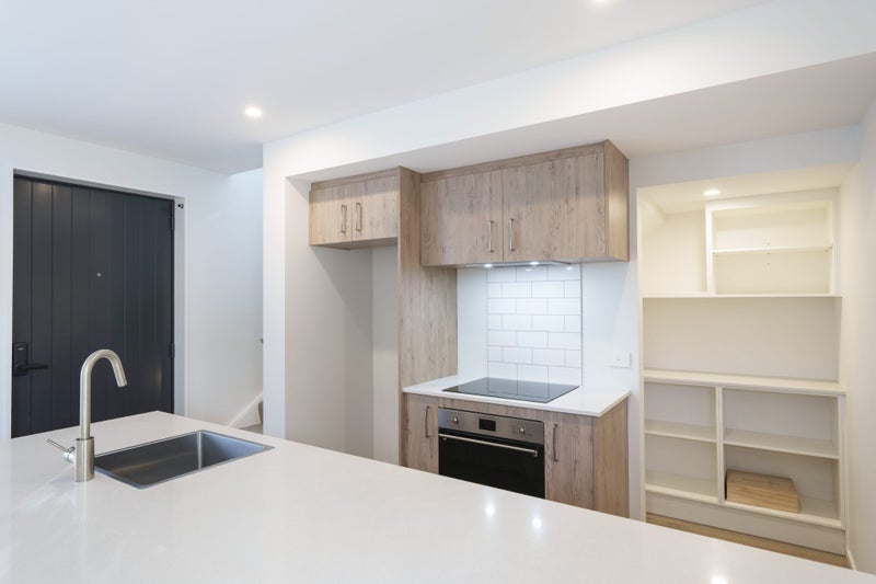 5/11 Lindores Street, Addington, Christchurch - Carousel 2