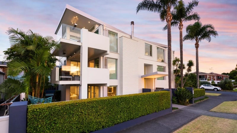 12 Neligan Avenue, Kohimarama, Auckland - Carousel 1