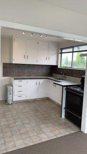 1/35 Neill Street, Hornby, Christchurch - Carousel 2