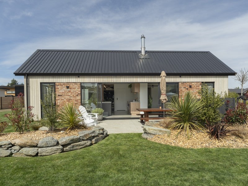 8 Teal Place, Wanaka - Carousel 26