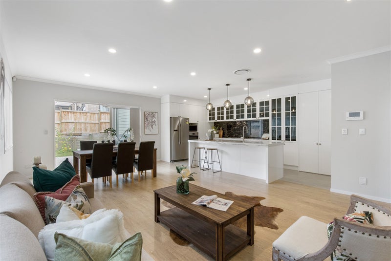 39 Cloonlyon Drive, Flat Bush, Auckland - Carousel 2