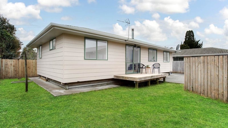 39B Canal Road, Avondale, Auckland - Carousel 1