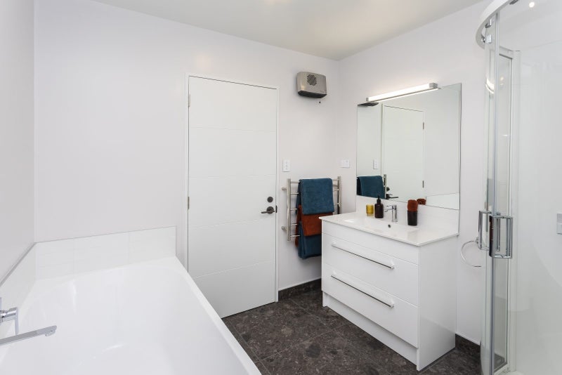 21 Kakapo Lane, Redwood, Christchurch - Carousel 14