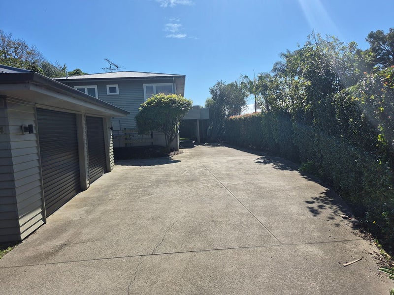 124 Whangaparaoa Road, Red Beach, Red Beach - Carousel 2