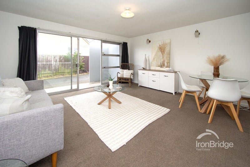 2/18 Hardy Street, New Brighton, Christchurch - Carousel 2
