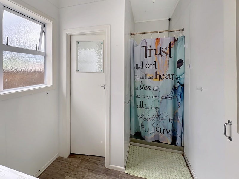 90 Chelwood Street, Takaro, Palmerston North - Carousel 11