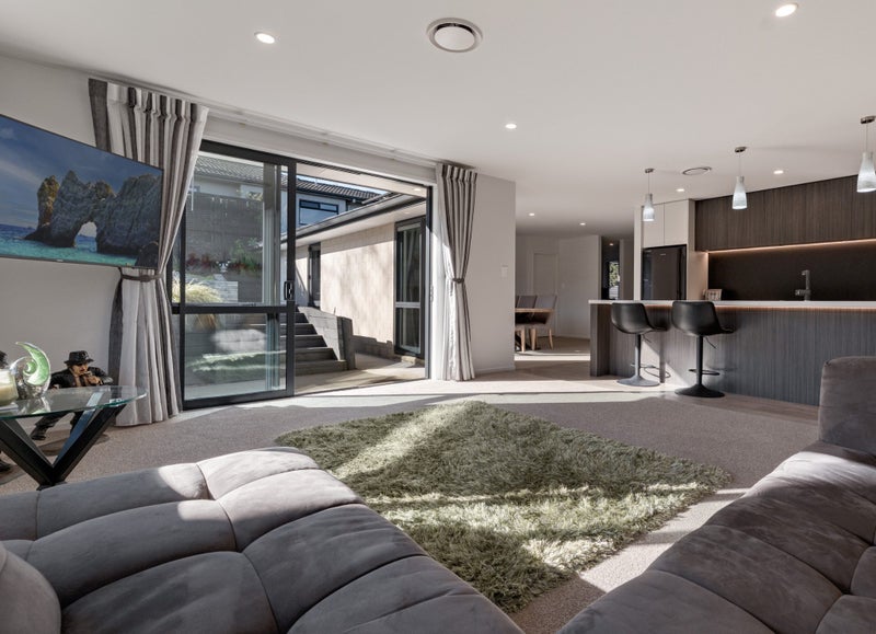 7 Edwin Grove, Bethlehem, Tauranga - Carousel 2