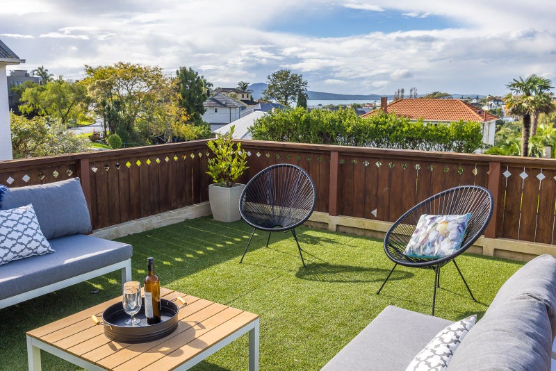 18 Kurahaupo Street, Orakei, Auckland - Carousel 1