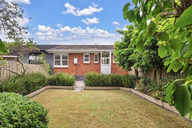 2/420 Beach Road, Mairangi Bay, Auckland - Carousel 1